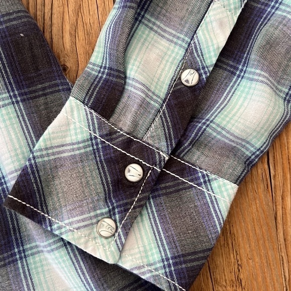 BKE Collared Button down shirt - Picture 4 of 4